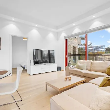 Apartment Modern 3 *
